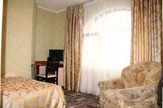 Гостиница Валенсия Симферополь Стандартный двухместный номер с 1 кроватью-2